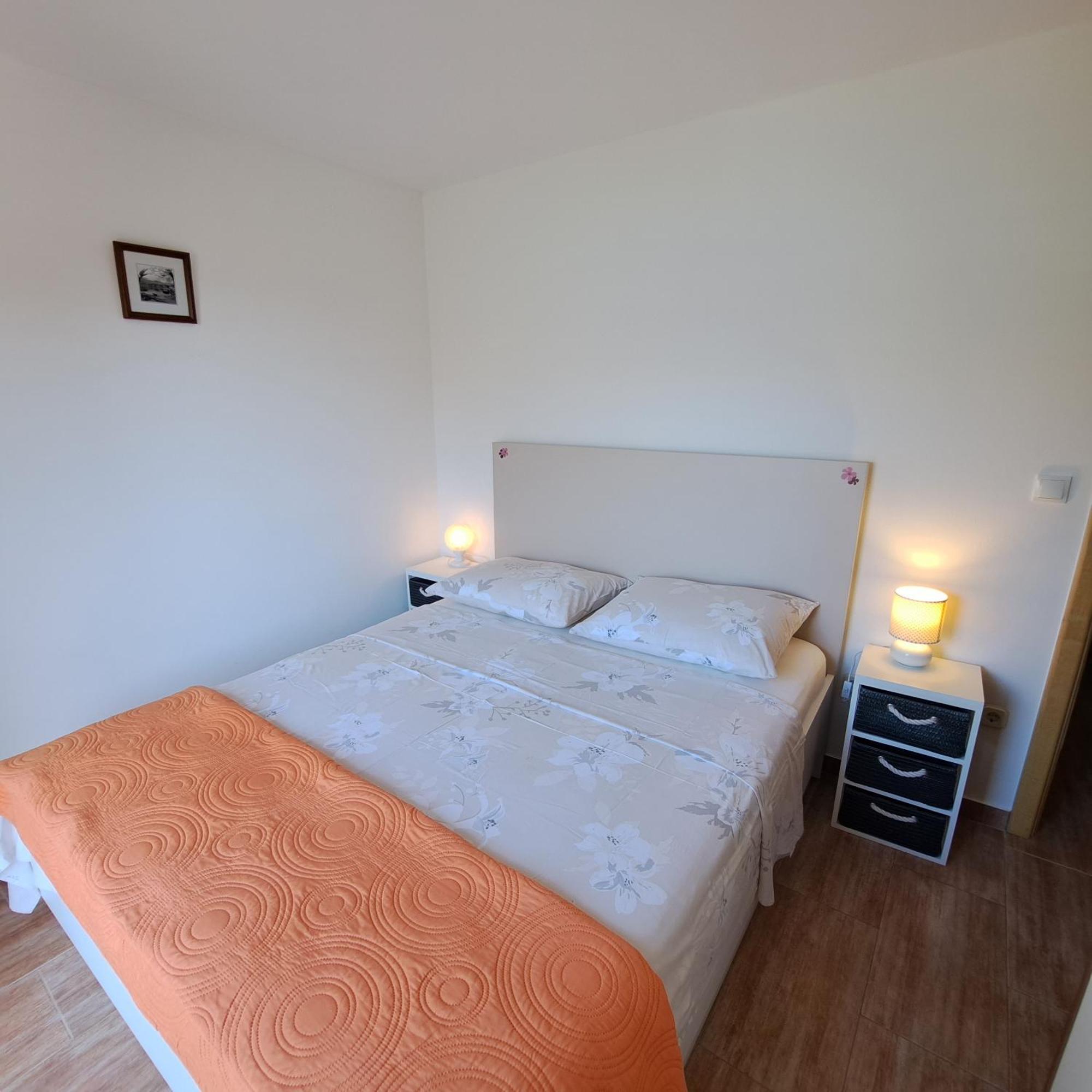 Apartments Lora Baška Eksteriør billede